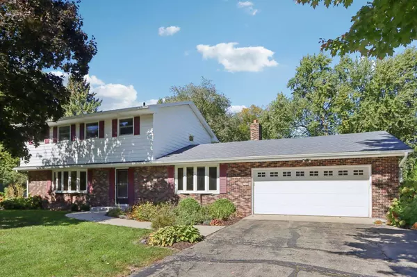 5588 Lavin Way, Waunakee, WI 53597