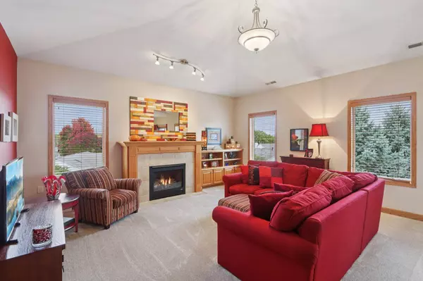 252 Fairview Circle #301A, Waunakee, WI 53597