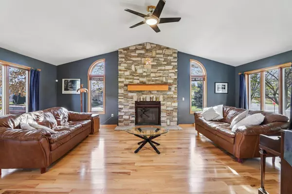 1030 Ganser Drive, Waunakee, WI 53597