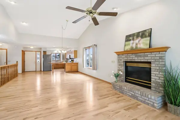 14 Village Homes Drive, Waunakee, WI 53597