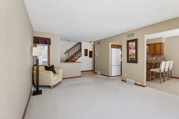 208 Creek Edge Court, Waunakee, WI 53597