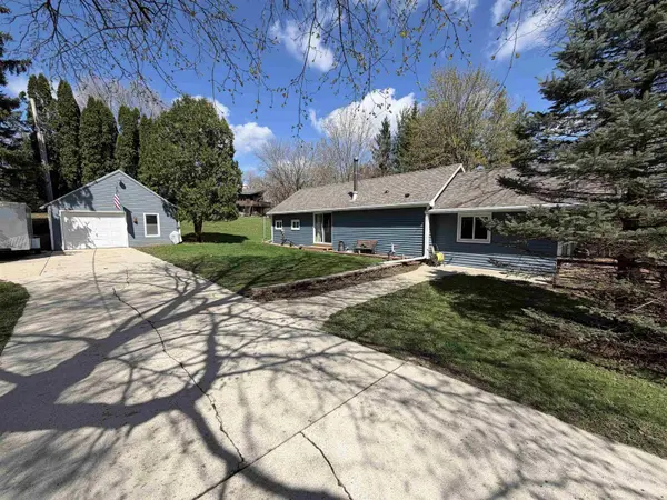 5106 Reed Lane, Waunakee, WI 53597