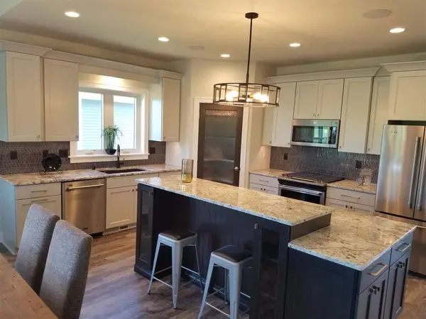 941 Rumley Run, Deforest, WI 53532