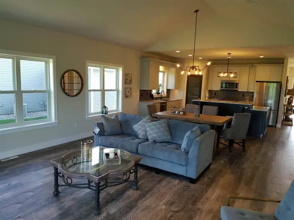 941 Rumley Run, Deforest, WI 53532