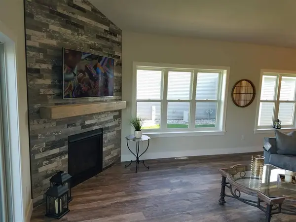 941 Rumley Run, Deforest, WI 53532