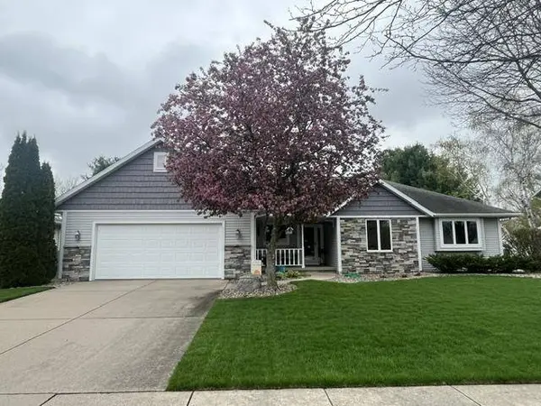 810 Ganser Drive, Waunakee, WI 53597