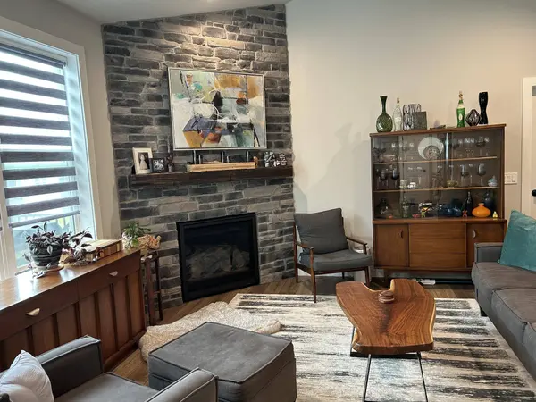 6557 Vista Valley, Windsor, WI 53598