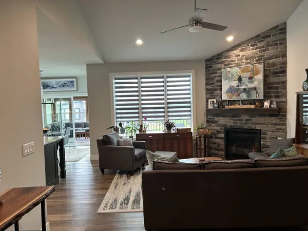 6557 Vista Valley, Windsor, WI 53598