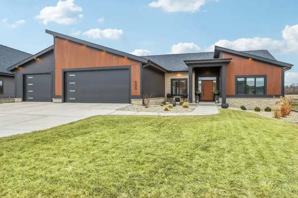 909 Westbridge Court, Waunakee, WI 53597
