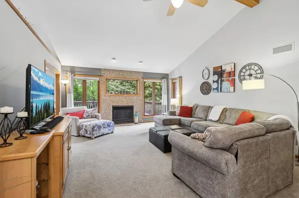 1917 Winchester Way, Waunakee, WI 53597