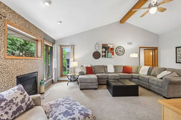 1917 Winchester Way, Waunakee, WI 53597