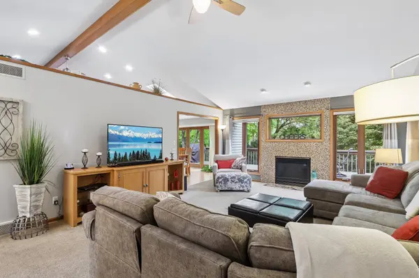 1917 Winchester Way, Waunakee, WI 53597