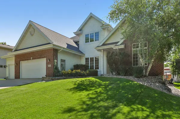 913 Countryside Crossing, Waunakee, WI 53597