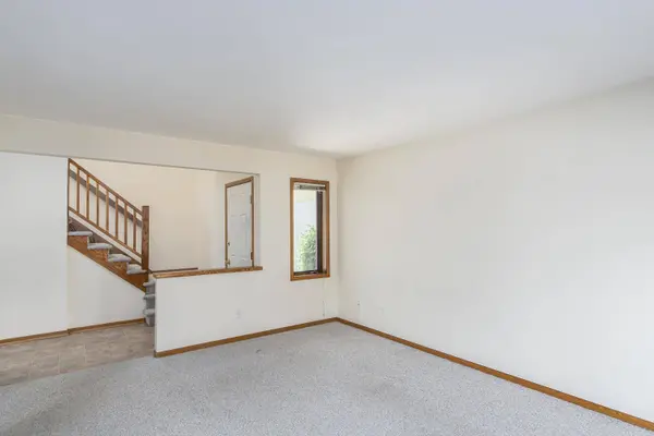 105 Meadow Oak Trail, Waunakee, WI 53597