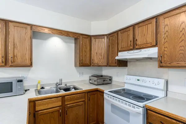 105 Meadow Oak Trail, Waunakee, WI 53597