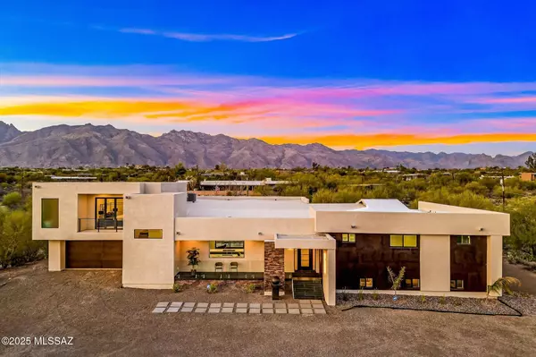 4939 E River Road, Tucson, AZ 85718