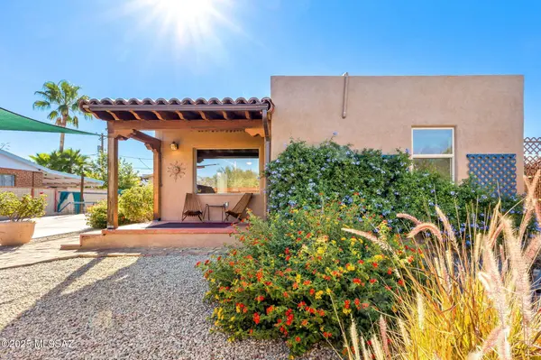 5520 E 1st Street, Tucson, AZ 85711