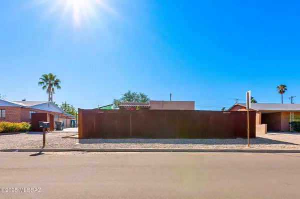 5520 E 1st Street, Tucson, AZ 85711