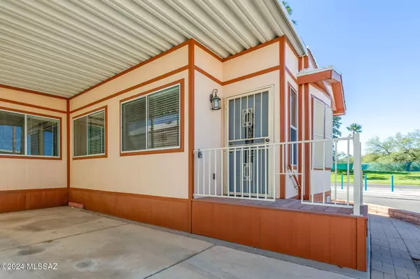 4555 S Mission Rd Road #Lot 175, Tucson, AZ 85746