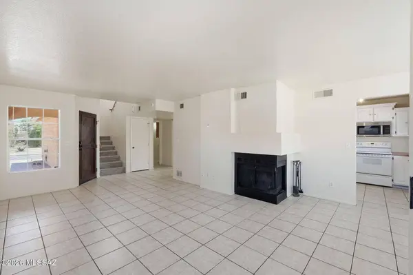 5312 W Wood Owl Dr, Tucson, AZ 85742