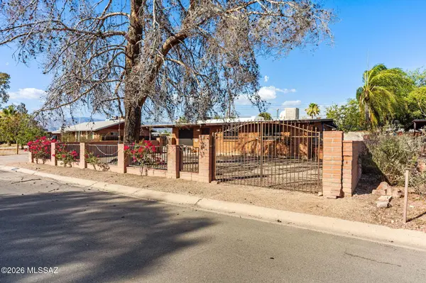 6573 E Calle Herculo, Tucson, AZ 85710
