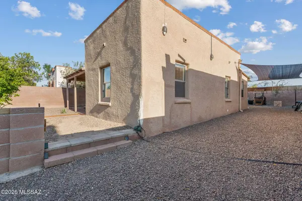 131 W 29th St, Tucson, AZ 85713