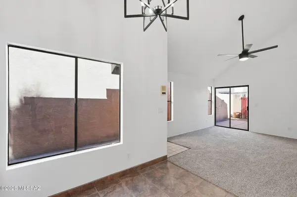1421 W Calle Plomo, Tucson, AZ 85745