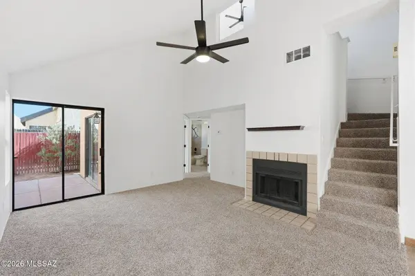 1421 W Calle Plomo, Tucson, AZ 85745