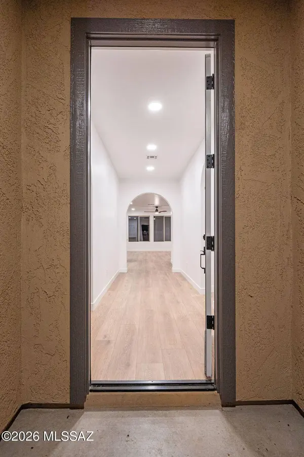 11952 N Raphael Way, Marana, AZ 85742
