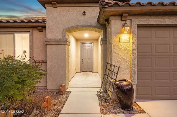 11952 N Raphael Way, Marana, AZ 85742