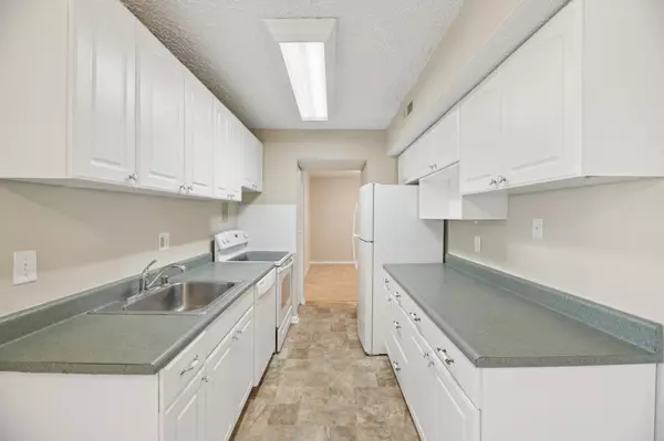 Greenbelt, MD 20770-2864,8011 Mandan Rd #301