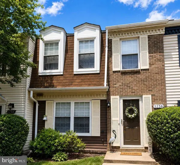 1756 FOREST PARK DR