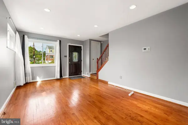 7115 GLENRIDGE DR, Hyattsville, MD 20784