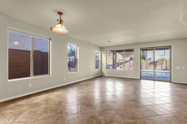 5223 W BENT TREE Drive, Phoenix, AZ 85083