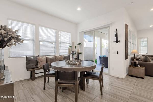 758 W WINCHESTER Drive, Chandler, AZ 85286