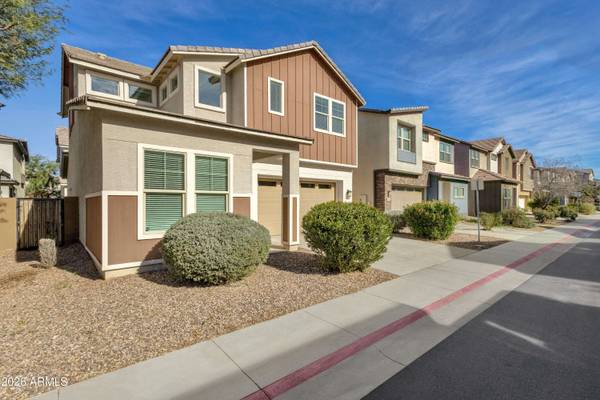 758 W WINCHESTER Drive, Chandler, AZ 85286