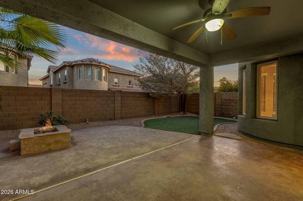 3927 E Waller Lane, Phoenix, AZ 85050