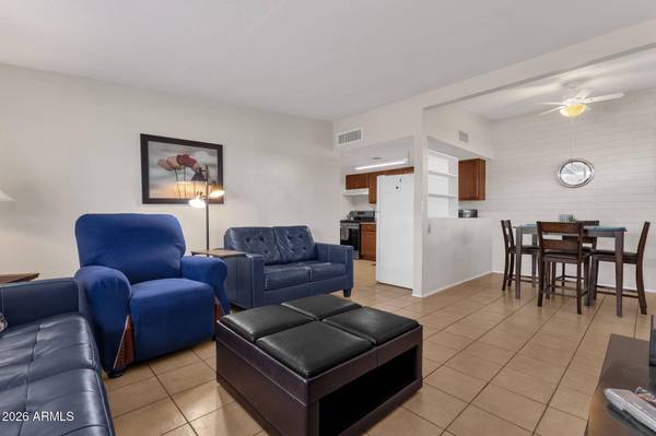 3202 N 67TH Place, Scottsdale, AZ 85251