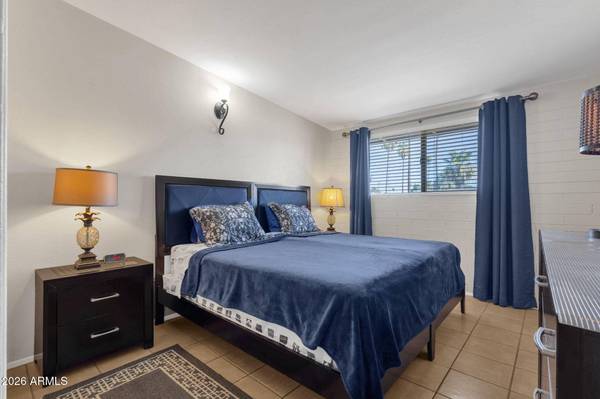 3202 N 67TH Place, Scottsdale, AZ 85251