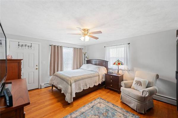 211 IROQUOIS ROAD RD, Cumberland, RI 02864