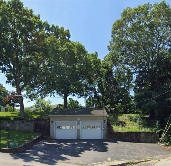 34 Vine ST, West Warwick, RI 02893