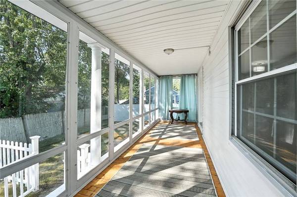 997 WEST SHORE RD, Warwick, RI 02889