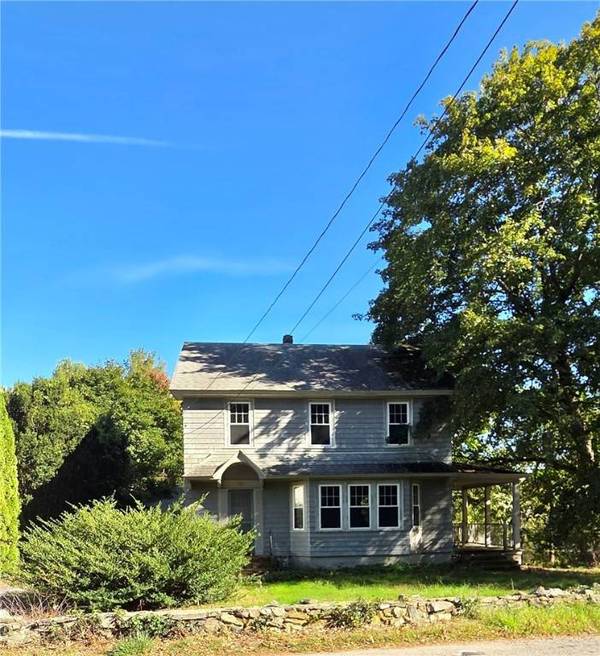 73 Scott RD, Cumberland, RI 02864