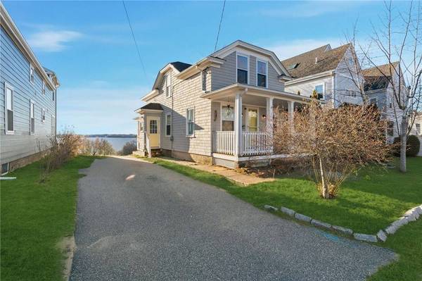 200 Narragansett AVE, East Providence, RI 02915