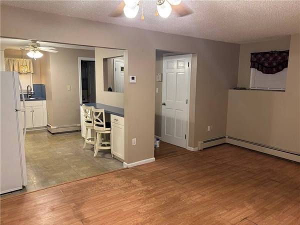 18 Villa Nova ST, Woonsocket, RI 02895
