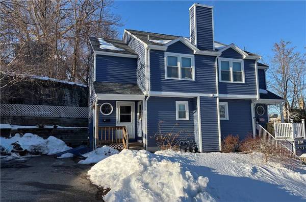 18 Villa Nova ST, Woonsocket, RI 02895