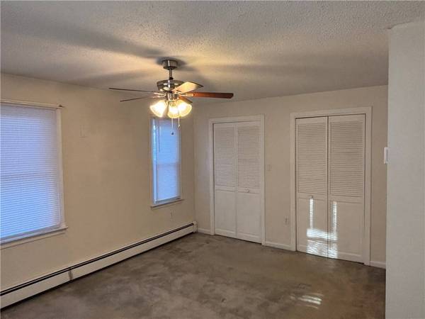 18 Villa Nova ST, Woonsocket, RI 02895
