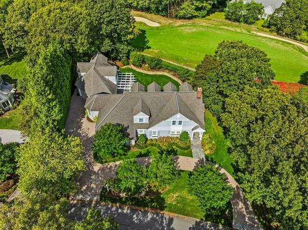 7 Eagle Drive, Dartmouth, MA 02748