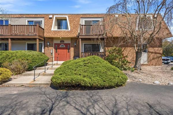 27 School ST #1N, Westerly, RI 02891