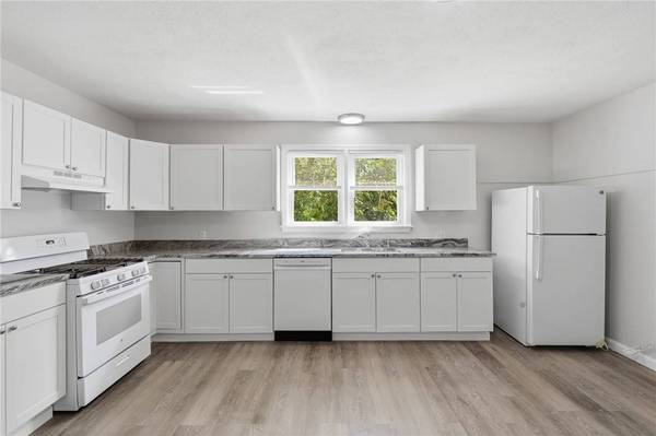 70 Veazie ST, Providence, RI 02908